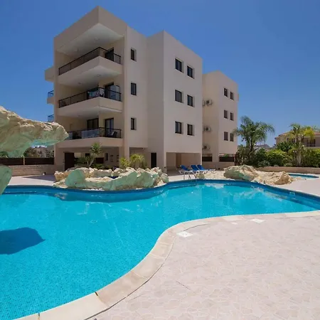 Mediterranean Sunrise Apartment Troulli